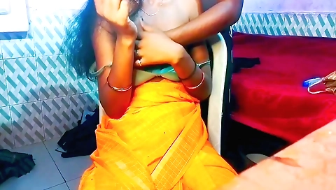 Deshi bhabhi giving massage to boyfriend at home in webcam