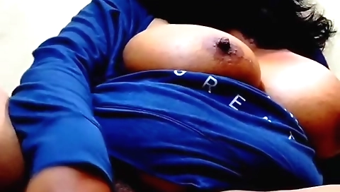 Bhabhi is a brunette indian milf that loves to masturbate