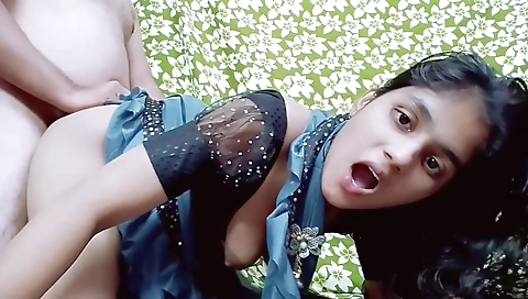 Hot brunette girl and a sexy guy in a amateur porn video