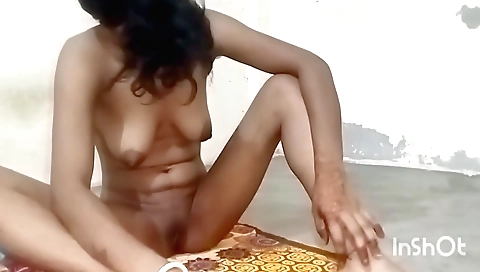 Indian chick gets a dick in her ass and gets fucked