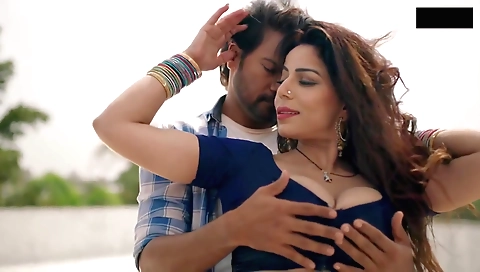 Indian babe wears lingerie and gets her pussy fucked