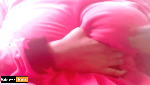 Sexy babe wearing a sexy lingerie lets her pussy out