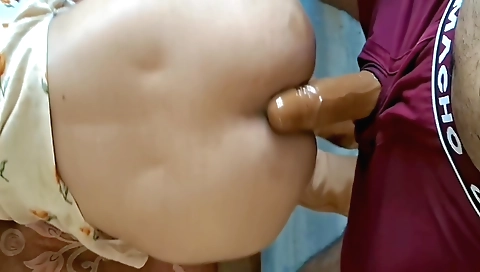 Sexy brunette sucking her pussy in a hot porn movie