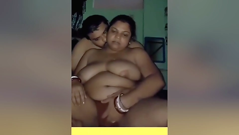 Today Exclusive-desi Boudi Boobs Pressing By Hubby