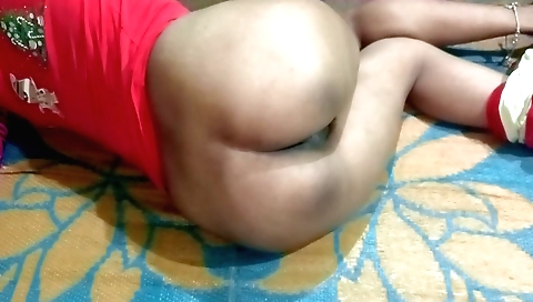 Indian girl has a great mouth and a great body in this porn