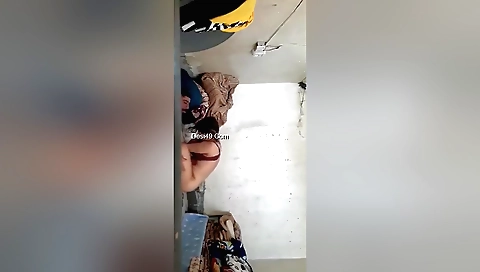 Amatous brunette babe fucks a guy in bed and gets her lips pressed