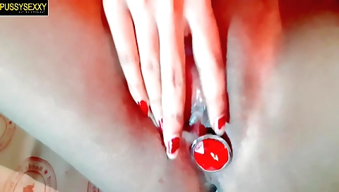 Sexy indian teen with a big ass enjoys anal porn on webcam