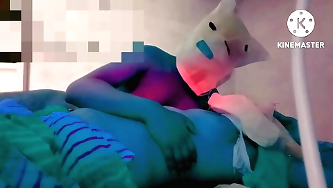 Girls boyfriend is the best guy in his life and she has fun