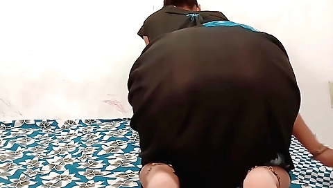 Amateur indian woman gets fucked in her ass in a webcam video