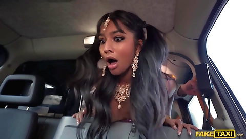 Hot indian hottie gets her pussy drilled with her ex