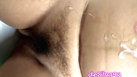 Hairy brunette girl is giving a great cumshot ride