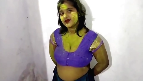 Indian babe gets a dick and gets her asshole fucked
