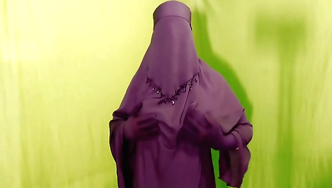 Bengali Housewife Spends Night With Office Boss And Talks Dirty