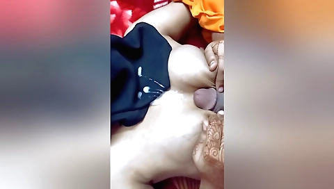 Hot muslim chick 18+ uses hijab to suck cock and cum on face