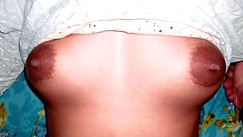 Indian hottie has her natural body in pov porn video