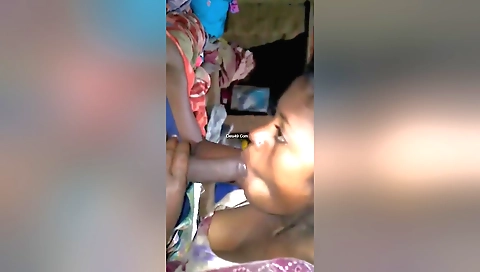 Handjob in a homemade amateur video with a brunette girl