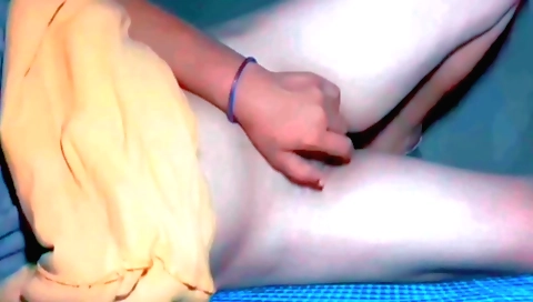 Sexy indian chick in a dress fucks herself in the morning