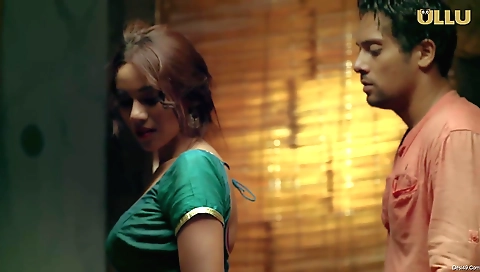 Busty brunette with a great ass in her stockings 0948