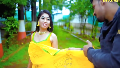 Desi style brunette fucker kiya with savita bhabhi