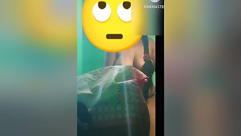 Bhabhi is an awesome brunette that loves to fuck and to take photos