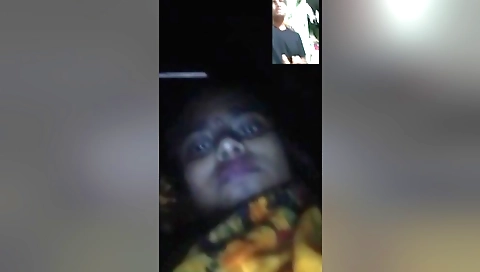 Brunette chick has a great sex ass solo video show