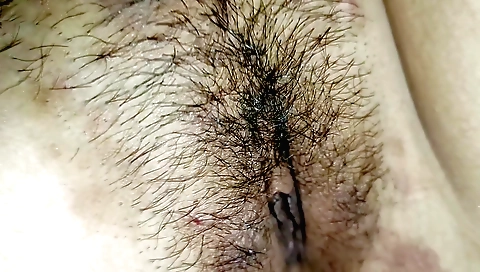 Amateur hairy pussy and a hot fuck in an india room