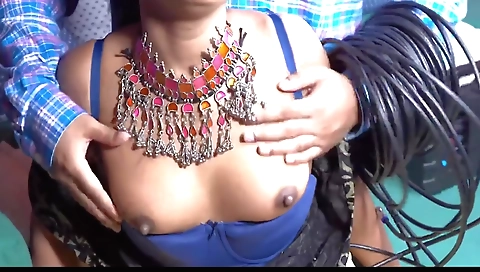 Indian teen in a sexy wig gets her hairy pussy fucked