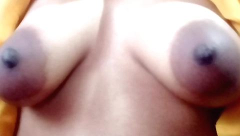 Indian naked video shows a hairy cunt in hot porn video